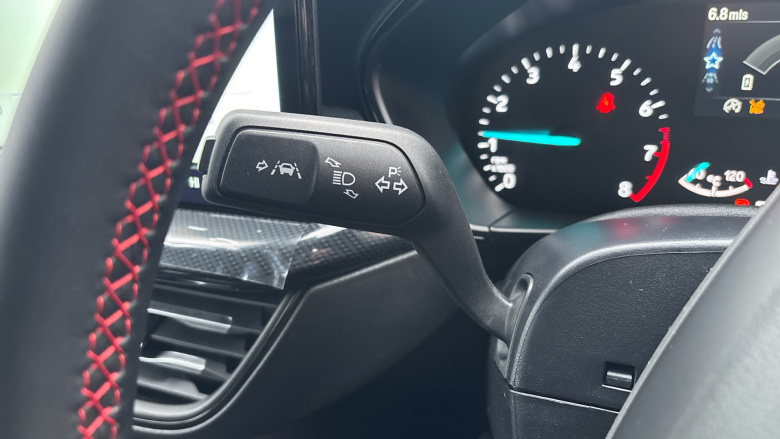 Ford Focus 1.0 EcoBoost Hybrid mHEV 155 ST-Line 5dr Auto Petrol Hatchback